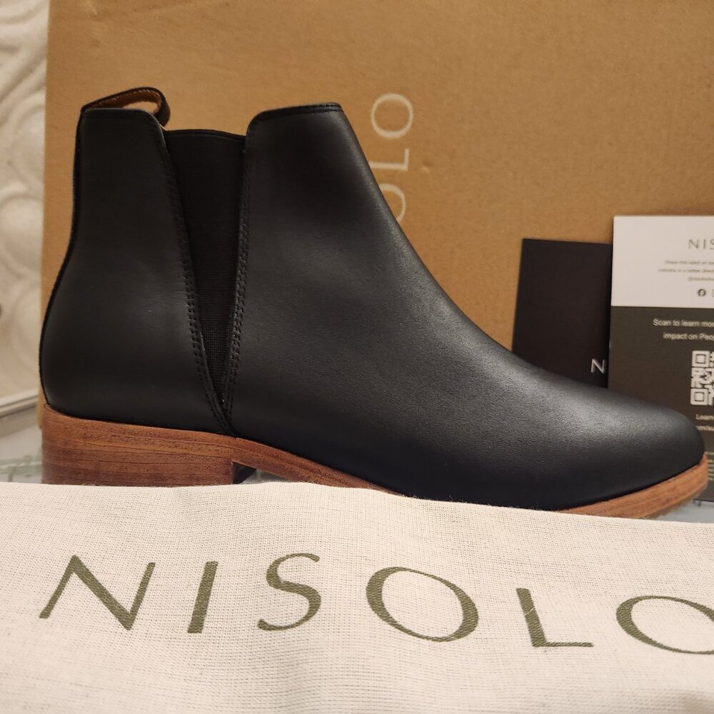 Nisolo Black Leather "Everyday" Chelsea Boots. Nib. Size: Various